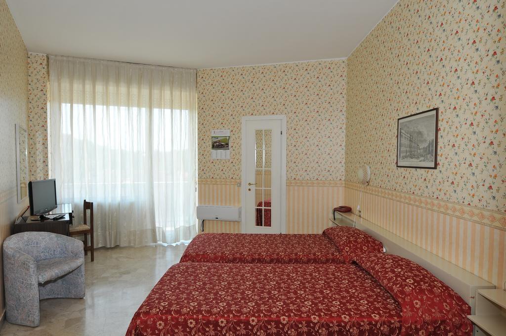 Hotel Fossati Triuggio Δωμάτιο φωτογραφία