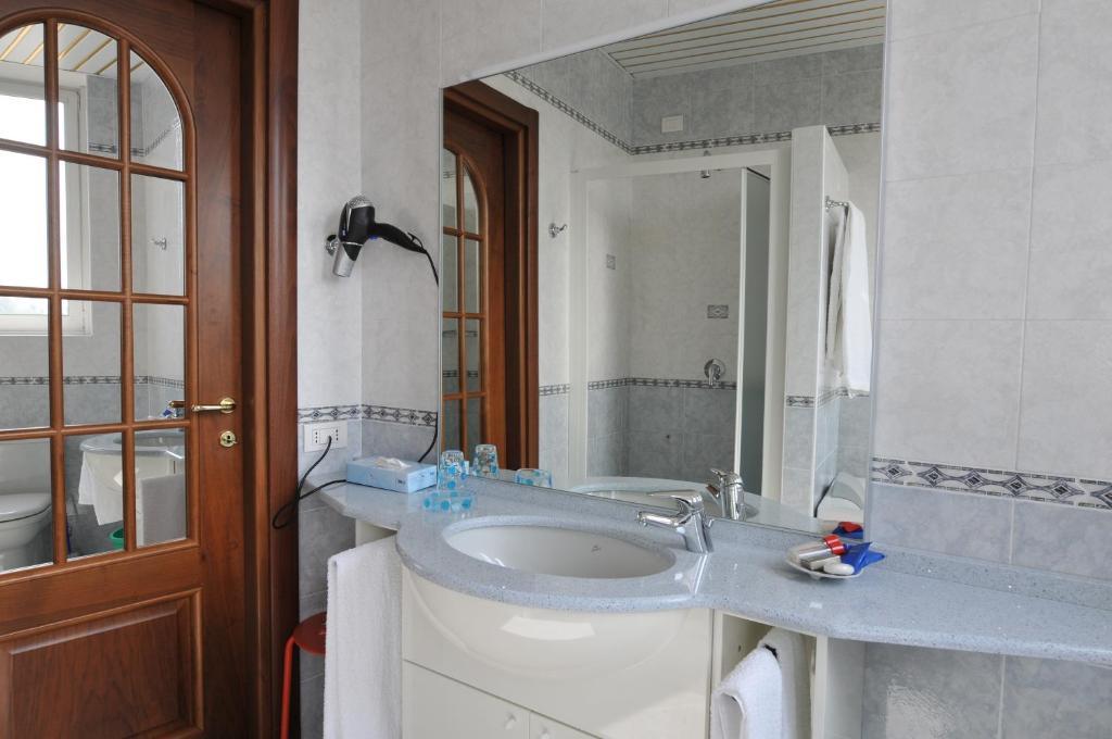 Hotel Fossati Triuggio Δωμάτιο φωτογραφία